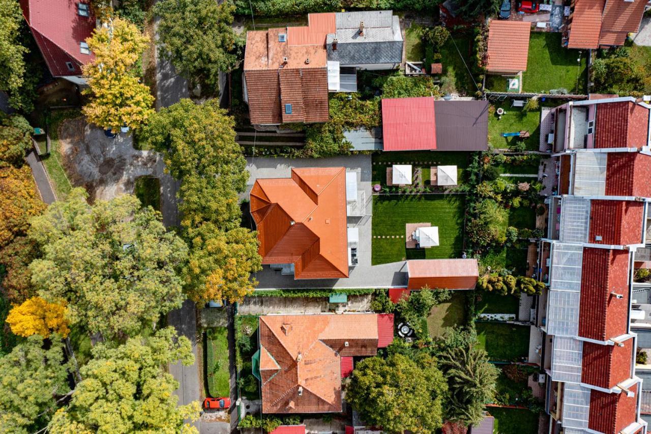 Villa Garden Eger Extérieur photo